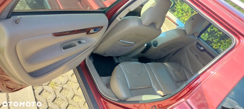 Volvo XC 70 - 4