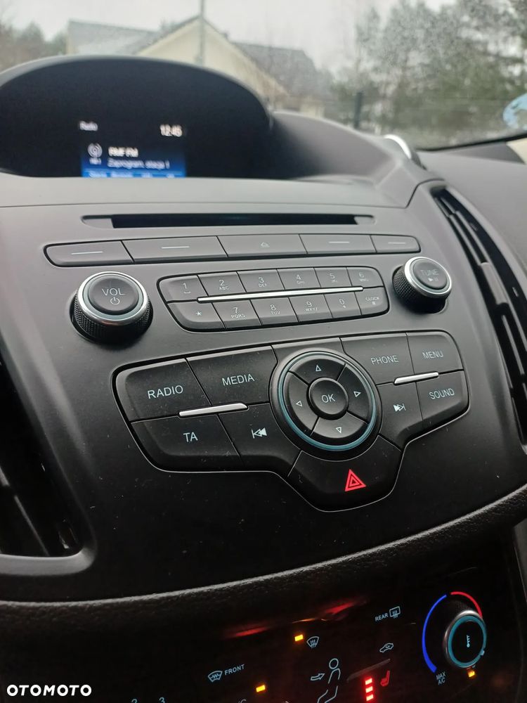 Ford Kuga 1.5 EcoBoost 2x4 Trend - 16