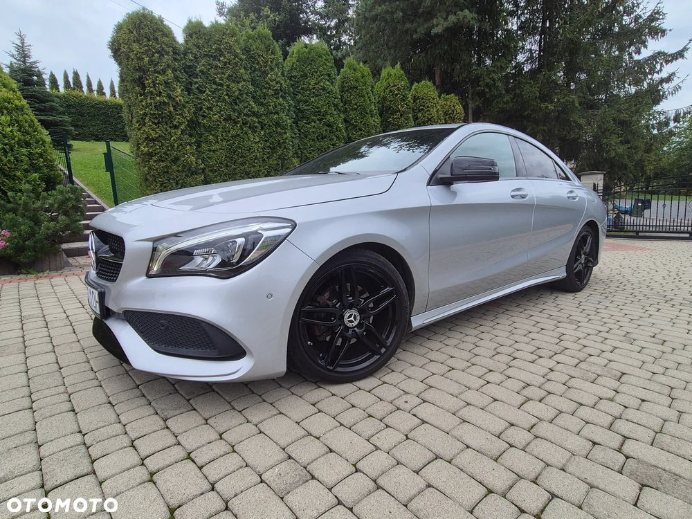 Mercedes-Benz CLA 180 7G-DCT AMG Line - 20