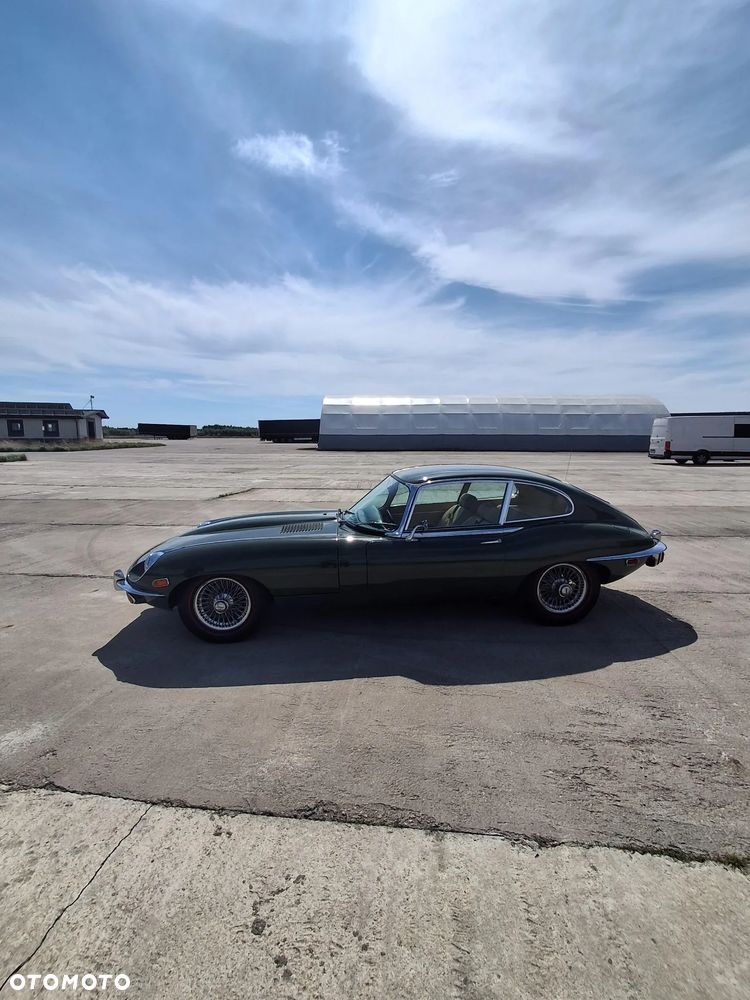 Jaguar E-Type - 4