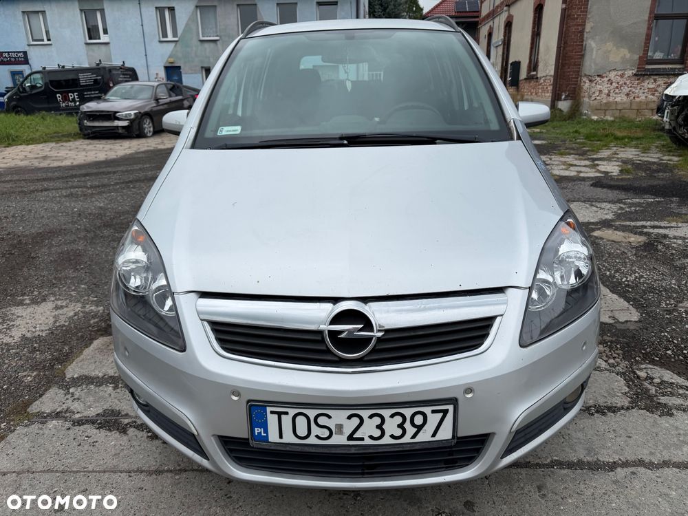 Opel Zafira 1.9 CDTI Essentia - 7