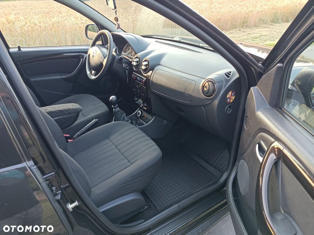 Dacia Duster 1.6 16V 4x4 Laureate - 10
