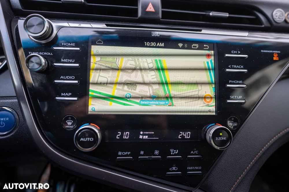 Toyota Camry 2.5 Hybrid Exclusive - 35