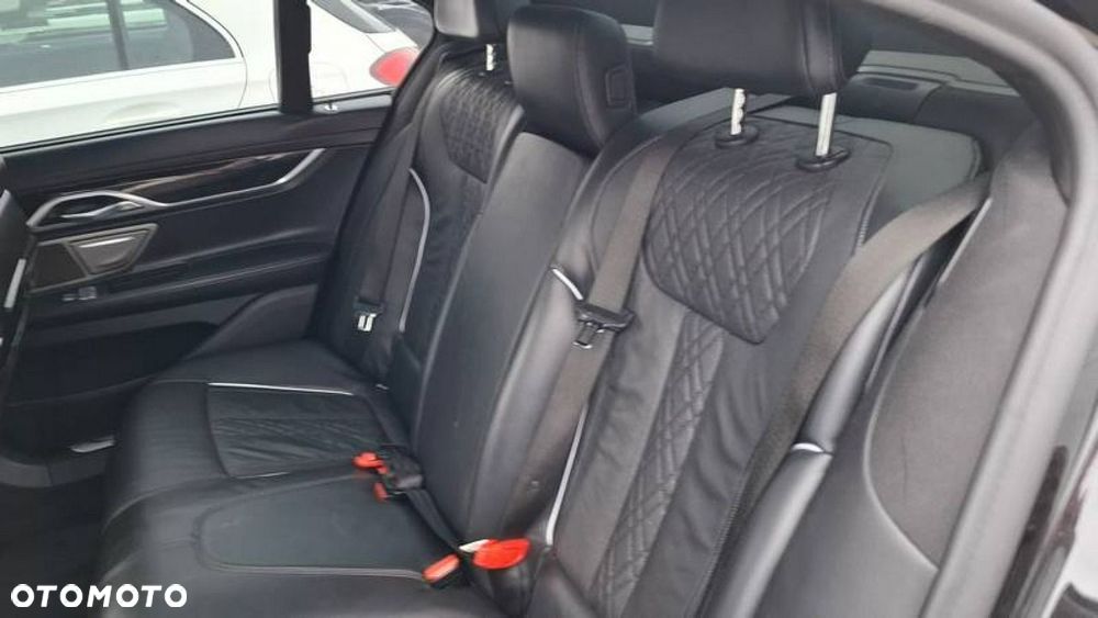 BMW Seria 7 - 14