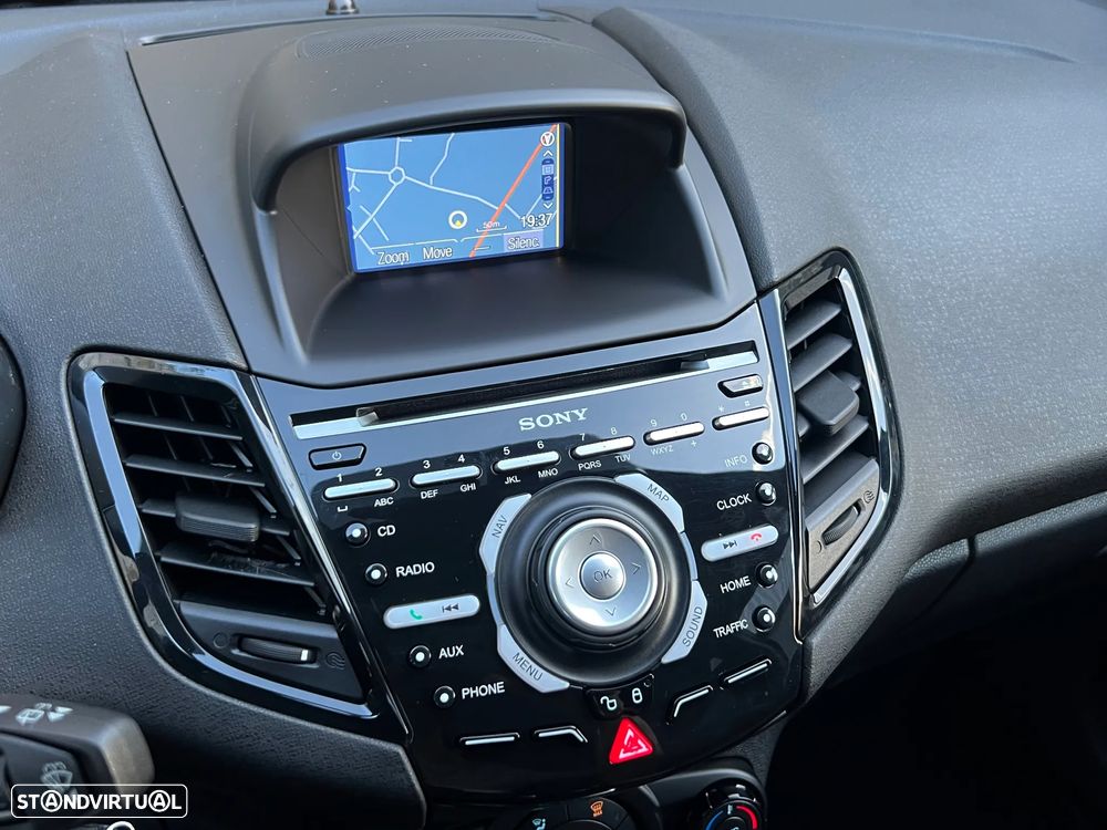 Ford Fiesta 1.0 EcoBoost ST-Line X - 14