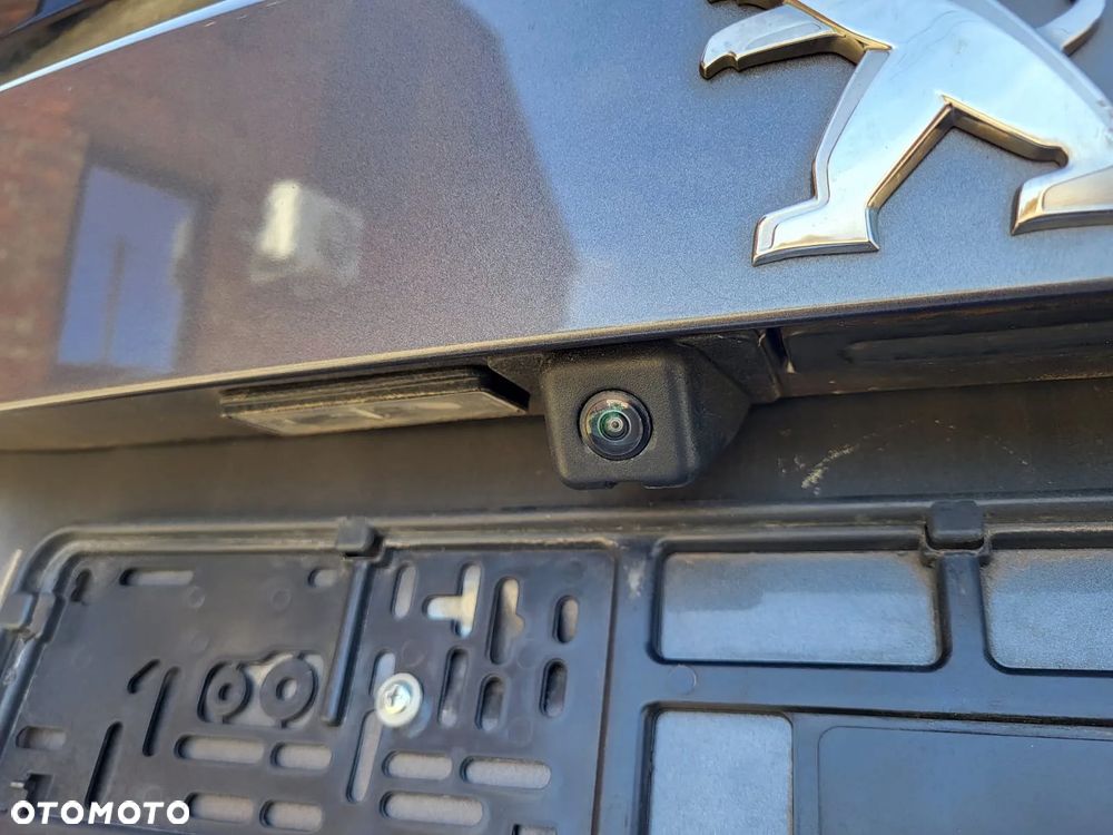 Peugeot 2008 PureTech 130 EAT8 Allure - 21