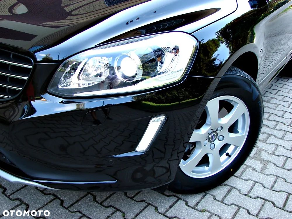 Volvo XC 60 D4 Geartronic Momentum Pro - 18