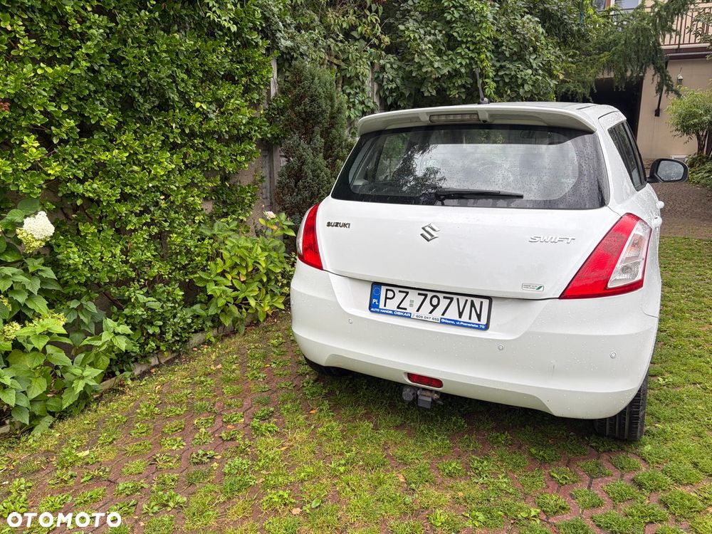 Suzuki Swift - 3