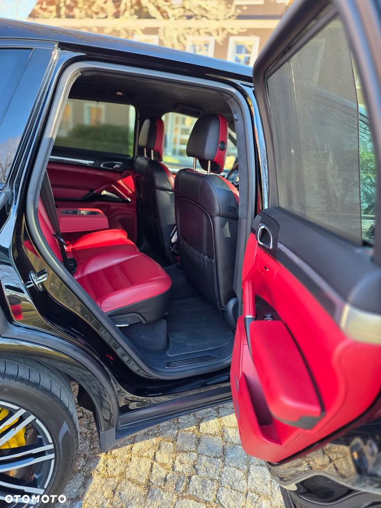 Porsche Cayenne Turbo S Tiptronic S - 30