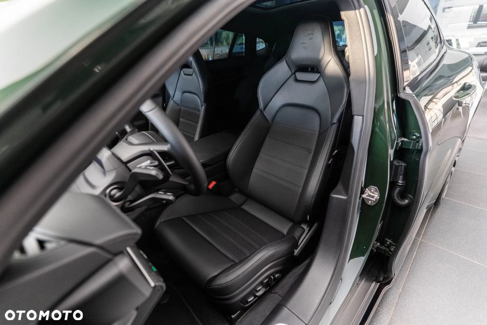 Porsche Panamera 4 - 10