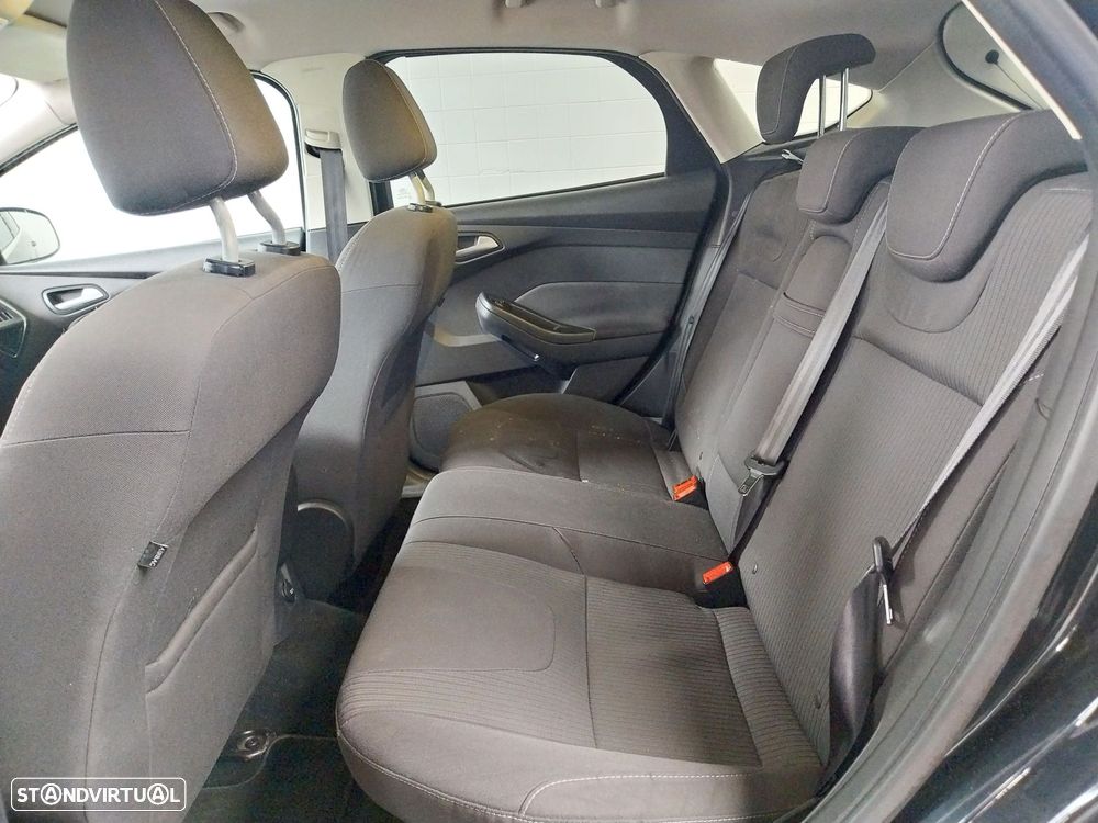 Ford Focus 1.6 TDCi Titanium - 9
