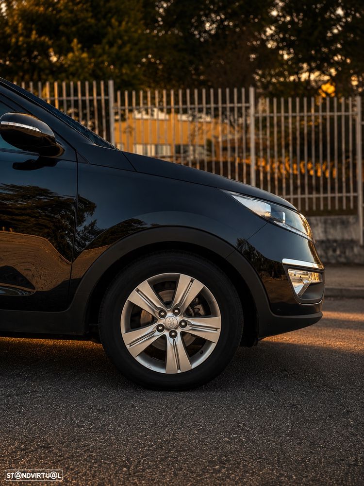 Kia Sportage 1.7 CRDI ISG EX - 4
