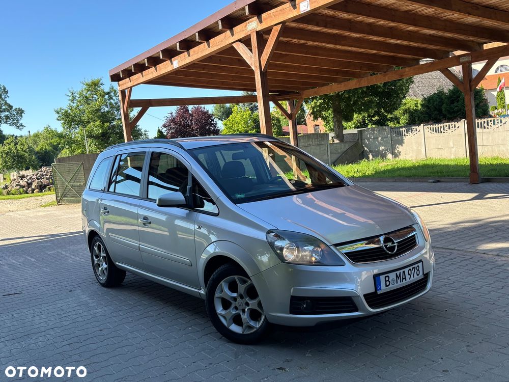 Opel Zafira 2.2 Selection - 4