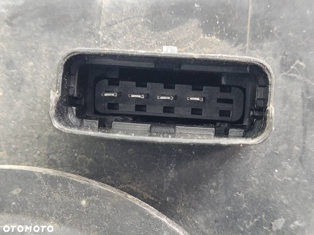 REFLEKTOR LAMPA PRAWA PRZÓD RENAULT SCENIC II 2005 EUROPA - 9