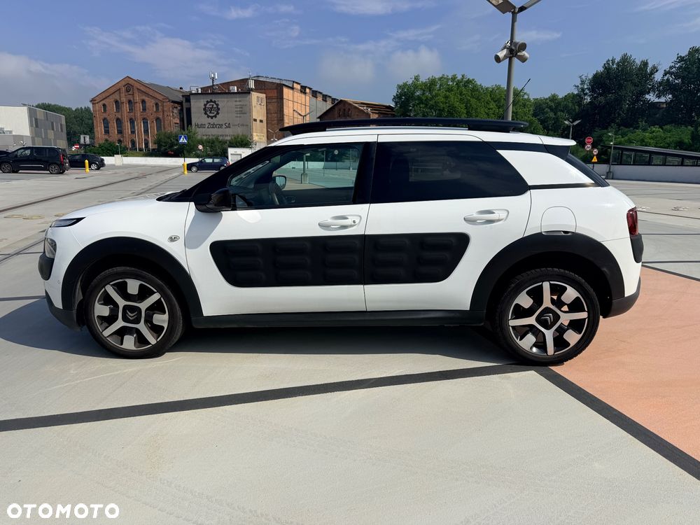 Citroën C4 Cactus 1.2 PureTech Shine Edition S&S - 2