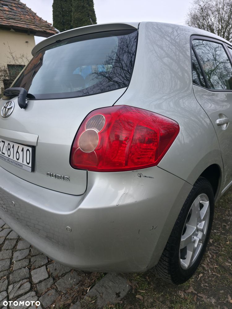Toyota Auris 1.4 D-4D Premium - 13