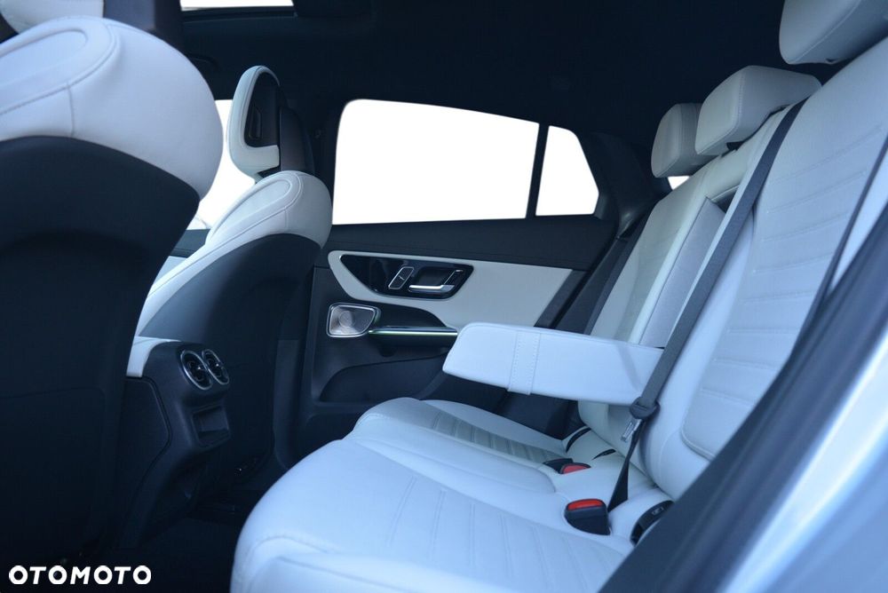 Mercedes-Benz GLC - 9