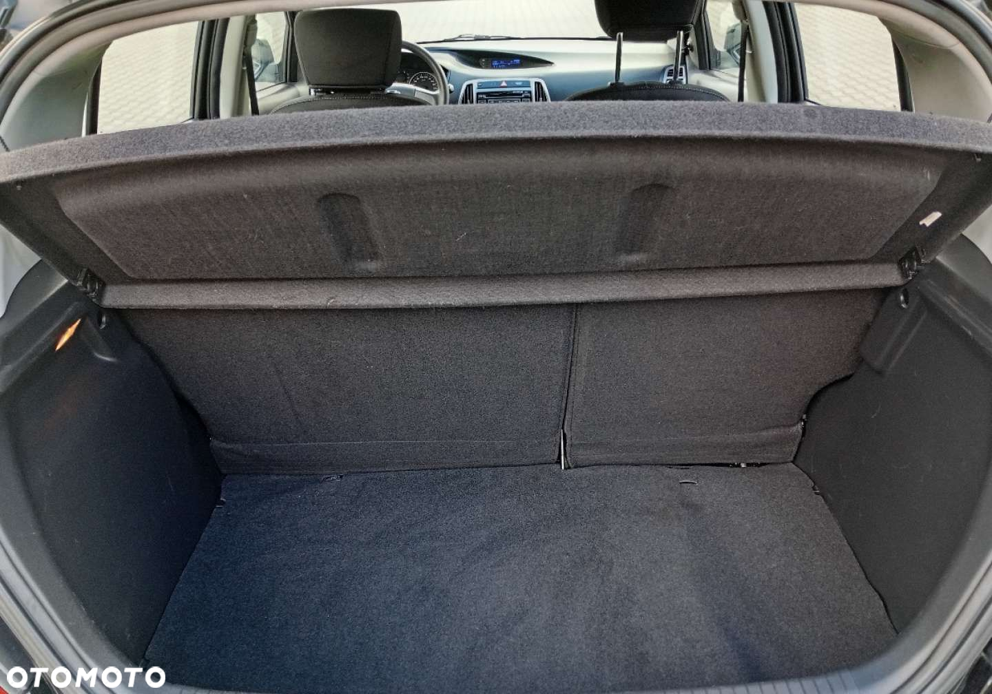 Hyundai i20 - 12
