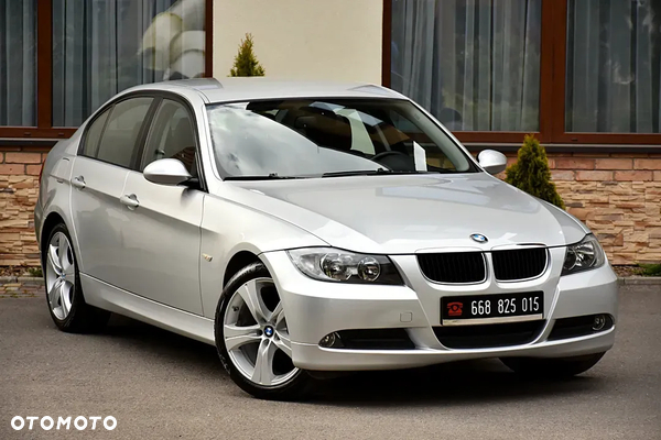 BMW Seria 3 318i