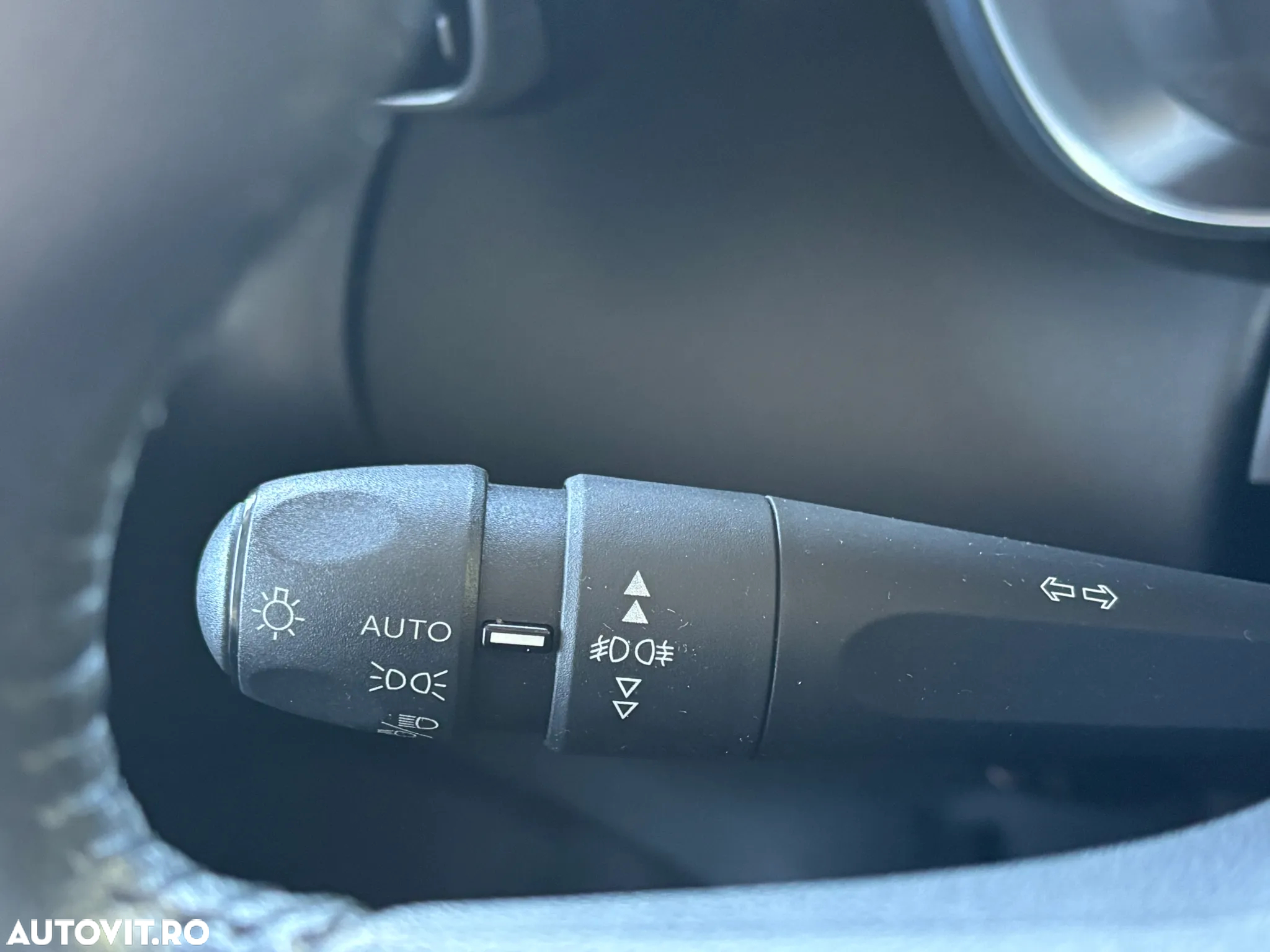 Citroën C3 AIRCROSS 1.2 PureTech S&S EAT6 Feel - 21