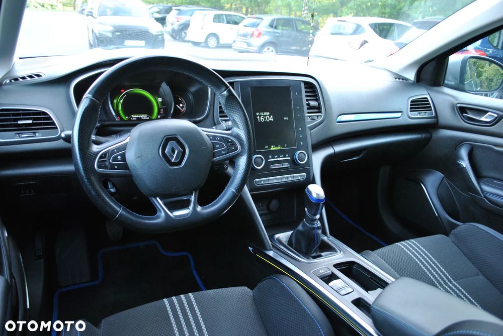 Renault Megane ENERGY TCe 130 GT LINE - 11