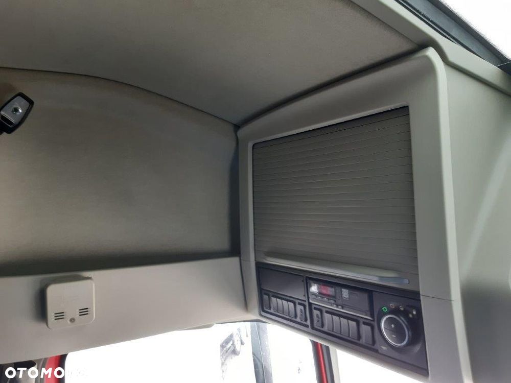 Volvo FH 460  STANDARD STOCK (32809) - 17