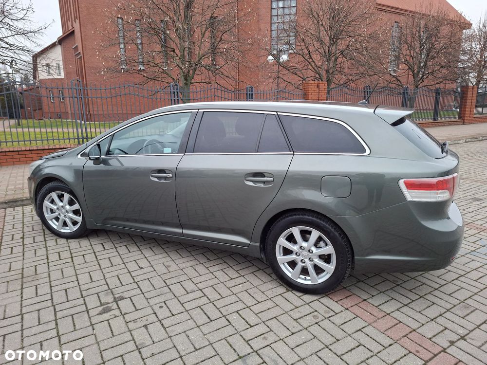 Toyota Avensis 2.0 Sol plus NAVI - 7