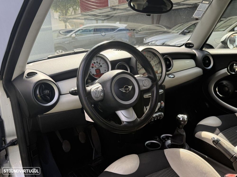 MINI 3 Portas Cooper D 50 Camden - 22