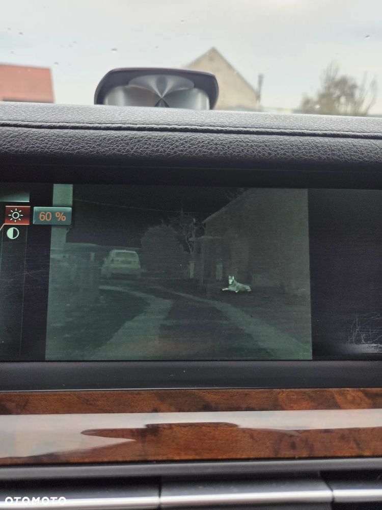 BMW Seria 7 750d xDrive - 11