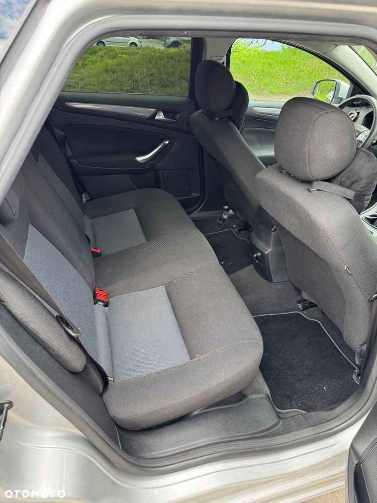 Ford Mondeo 2.0 TDCi Trend - 5
