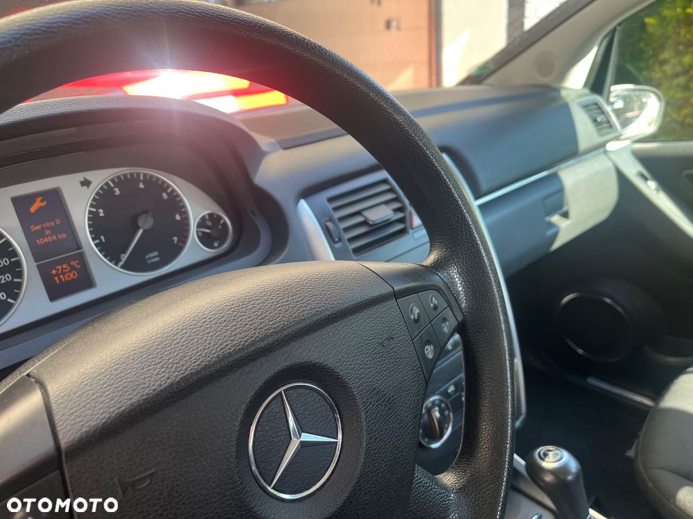 Mercedes-Benz Klasa B 180 Autotronic SPORT EDITION - 22