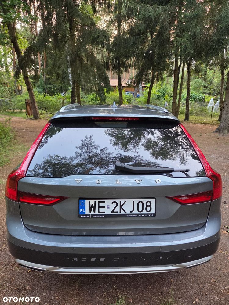 Volvo V90 Cross Country T5 AWD Geartronic Pro - 17