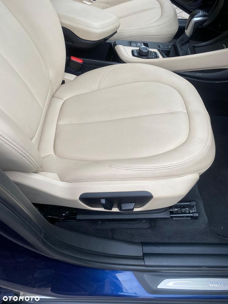 BMW X1 xDrive28i - 11