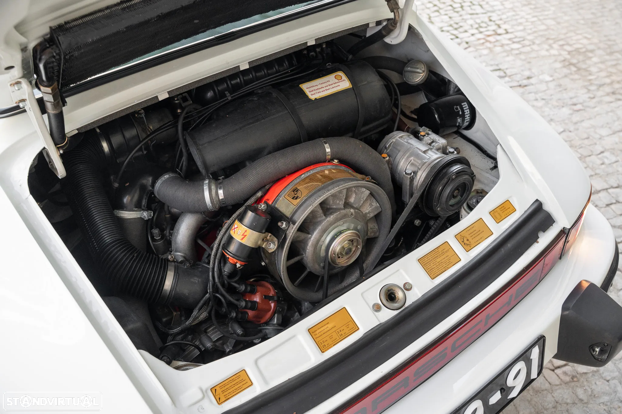 Porsche 911 Série G - 17