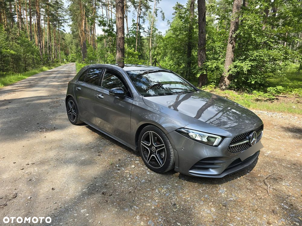 Mercedes-Benz Klasa A 200 AMG Line 7G-DCT - 3
