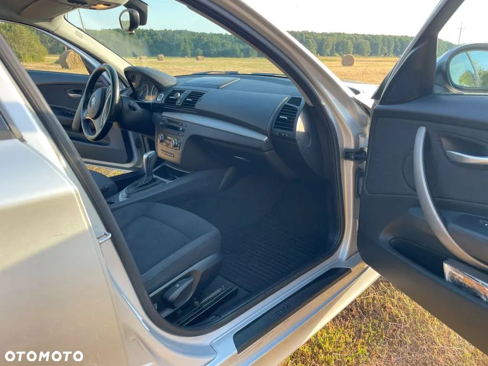 BMW Seria 1 118d - 14