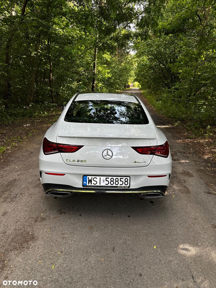 Mercedes-Benz CLA 250 4-Matic AMG Line 7G-DCT - 35