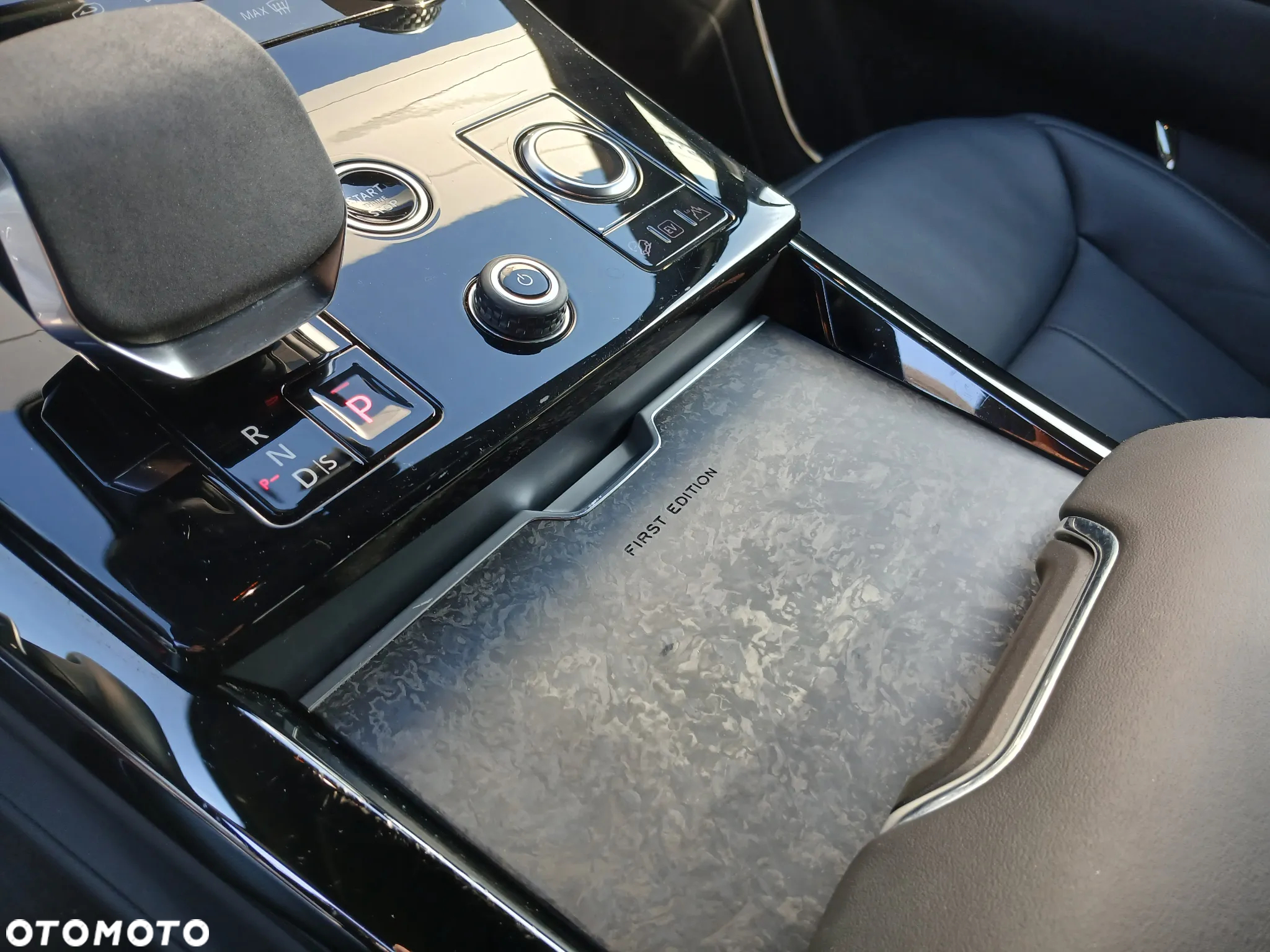 Land Rover Range Rover Sport S 3.0 P510e PHEV First Edition - 13