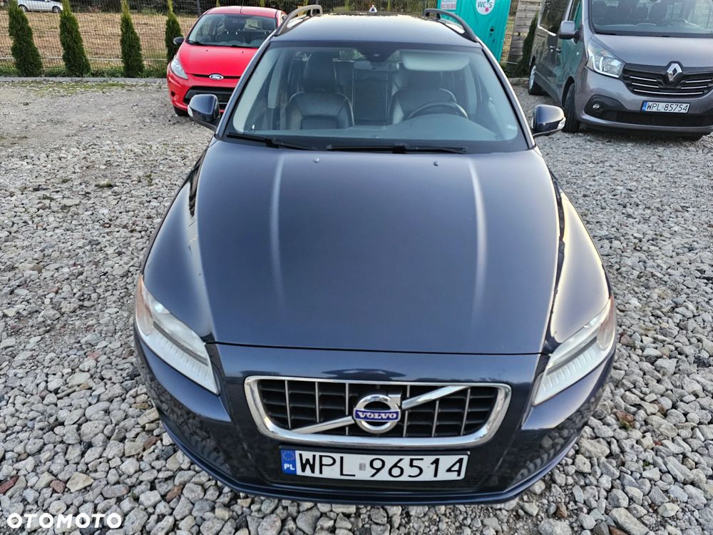 Volvo V70 D3 Momentum - 31