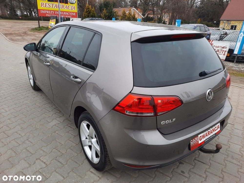 Volkswagen Golf - 9