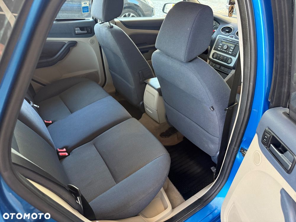 Ford Focus - 28