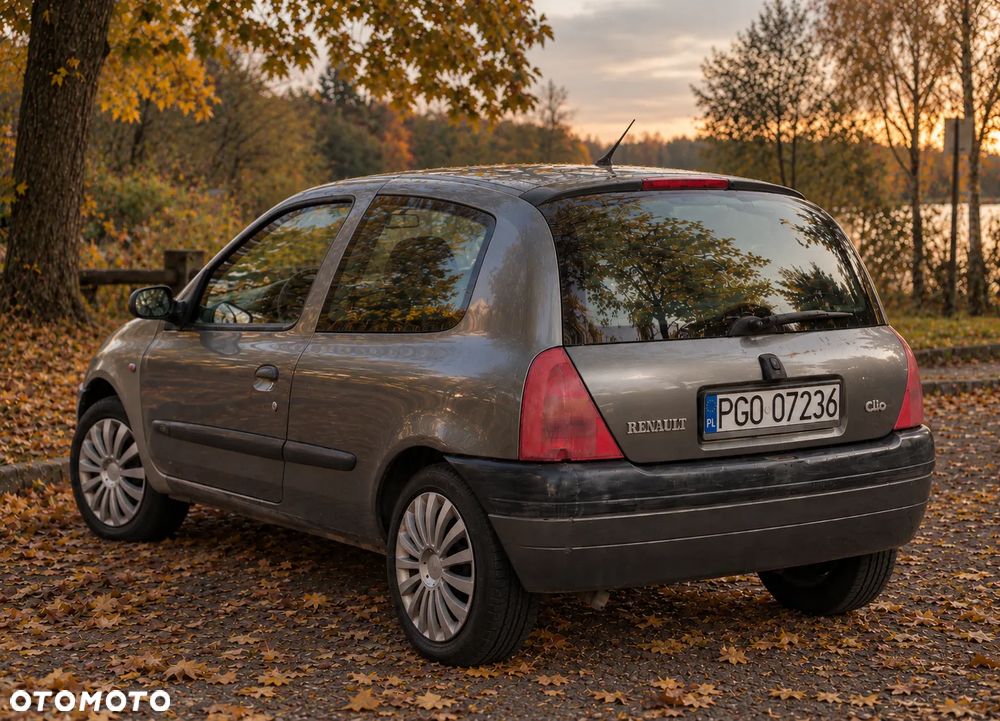 Renault Clio 1.2i RN - 4
