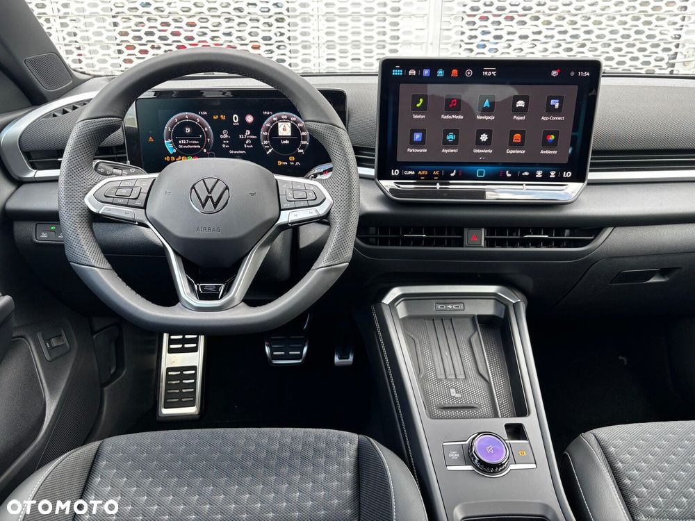 Volkswagen T-Roc 1.5 eTSI R-Line DSG - 22