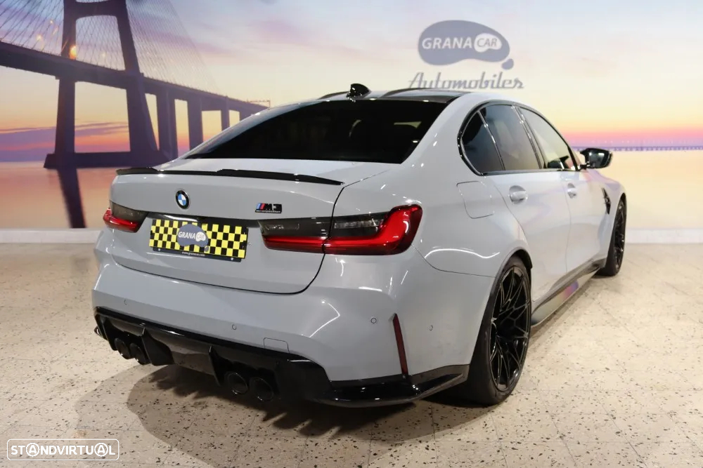 BMW M3 Competition - 4