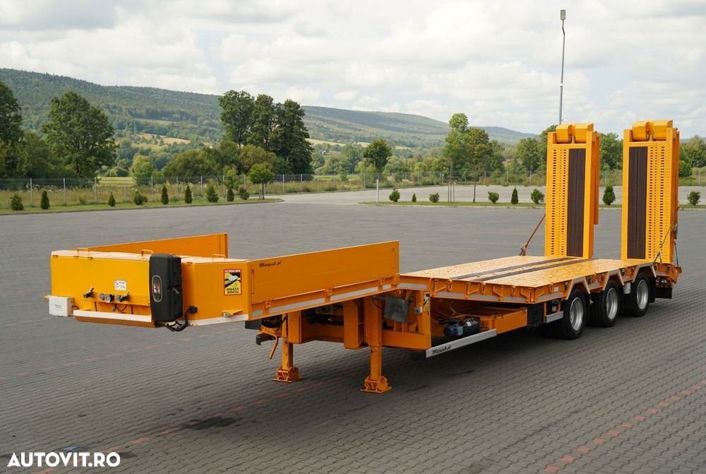 Louault / PLATFORMĂ JOASĂ - 13,6 M / PLATFORMĂ HIDRAULICĂ / RAMPE HIDRAULICE / TROLIU / AXĂ VIRATOARE / 3 AXI / - 1
