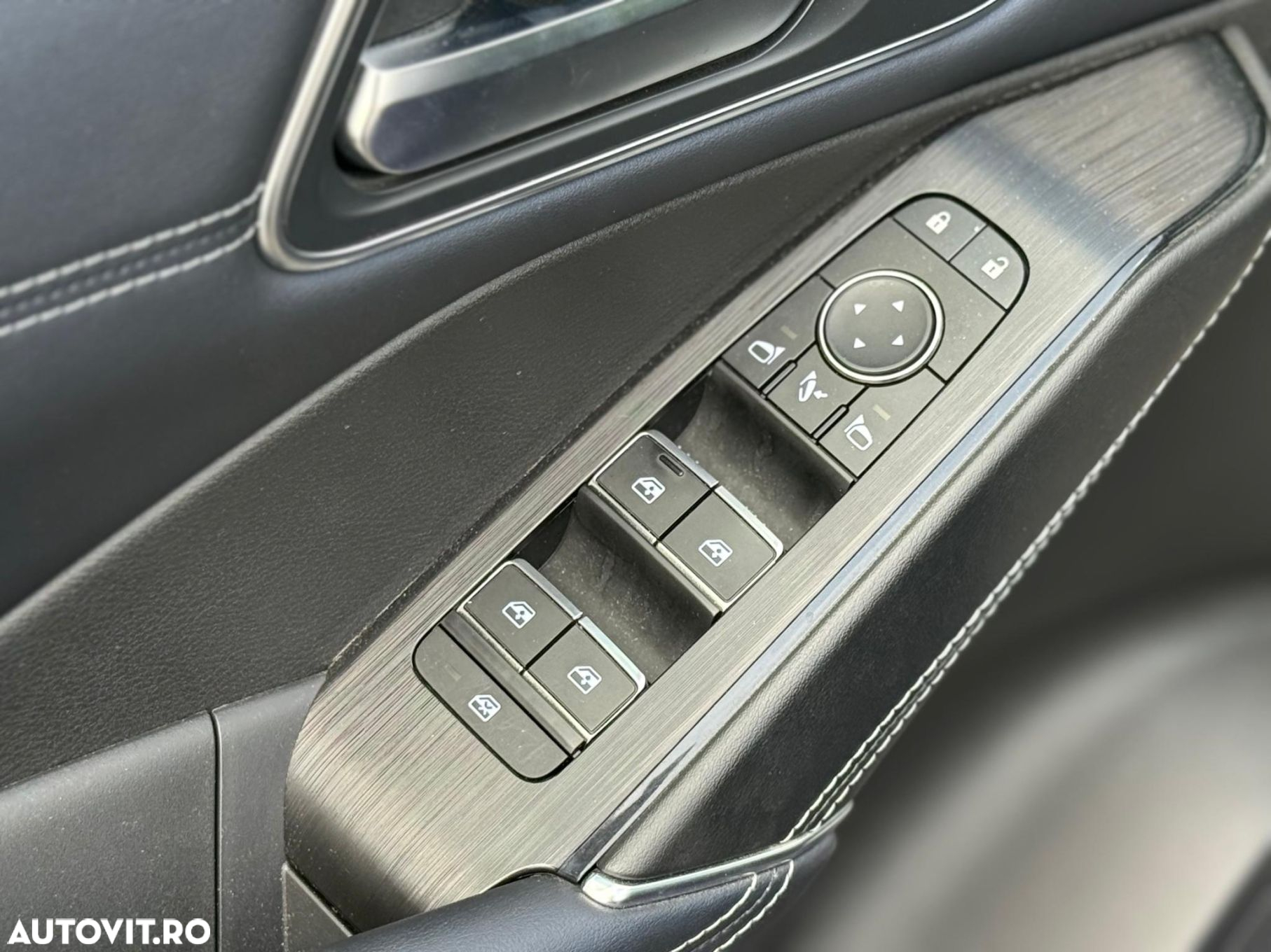 Nissan Qashqai - 12