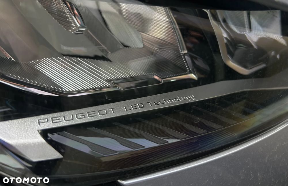 Peugeot 308 1.5 BlueHDi Allure S&S EAT8 - 21