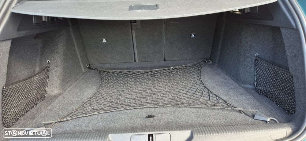 Peugeot 308 225 e-EAT8 GT - 42