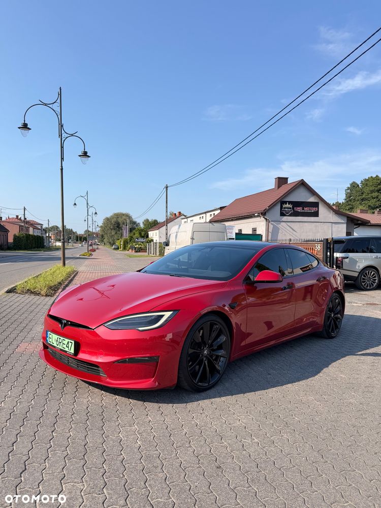 Tesla Model S - 1