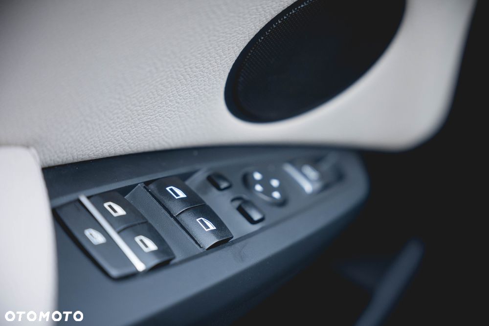 BMW X3 xDrive28i xLine - 30